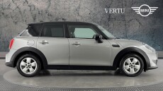 MINI Hatchback 1.5 Cooper Classic Premium 5dr Petrol Hatchback